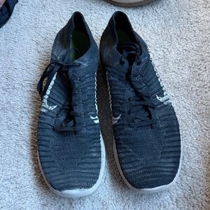 Nike Black and White Men's Shoes